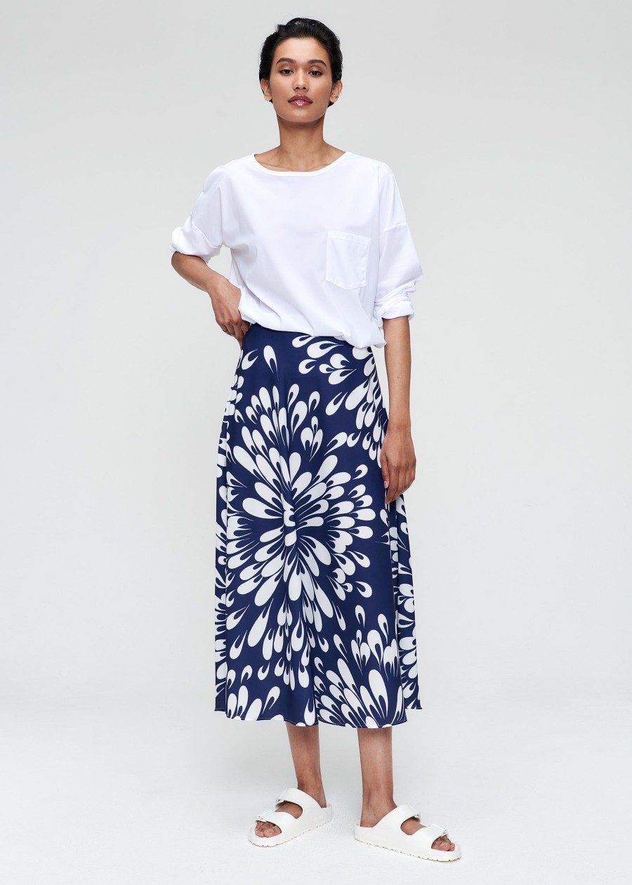 Wholesale Printed Swan Skirt Skirts & Shorts